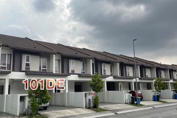 Arahsia Residences, Tropicana Aman