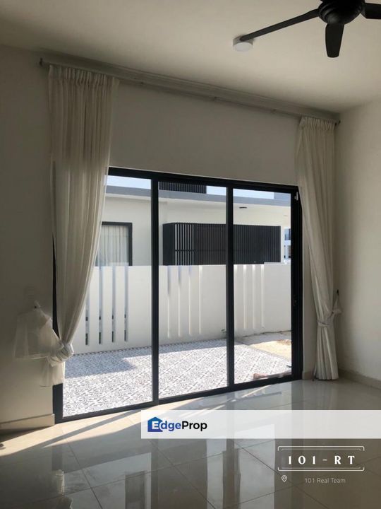 Renovated Double Storey Semi D, Tropicana Aman Cheria Residence Telok Panglima Garang, Selangor, Telok Panglima Garang