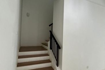 Arahsia Residences, Tropicana Aman