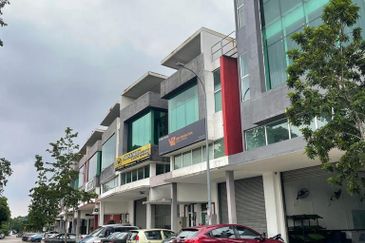 Elite 33 Signature Business Park