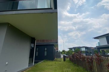 Grandezza @ Eco Sanctuary