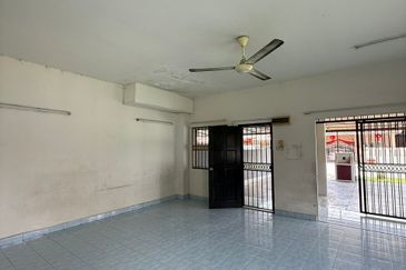 Taman Gembira, Jenjarom