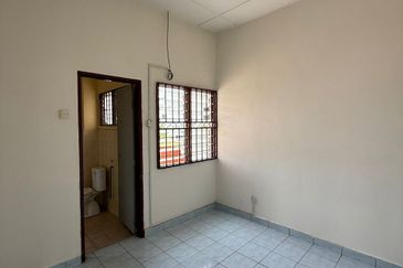 Taman Gembira, Jenjarom