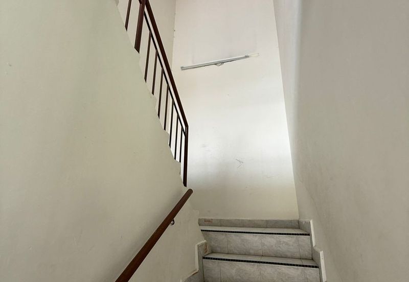 Taman Gembira, Jenjarom