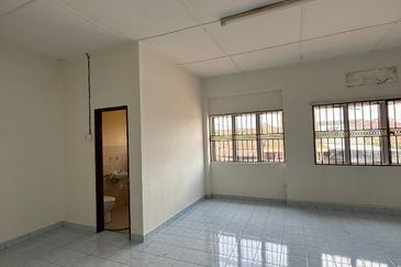 Taman Gembira, Jenjarom