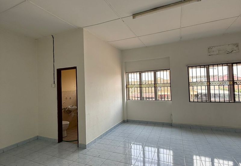 Taman Gembira, Jenjarom