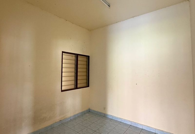 Taman Gembira, Jenjarom