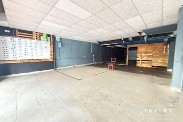 Pusat Komersial Seksyen 7