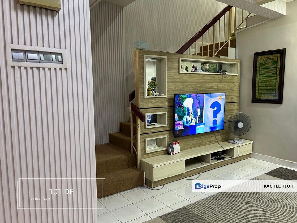 Renovated Extended with Majlis Approval!! Double Storey Terrace @Taman Puchong Utama, Selangor, Puchong