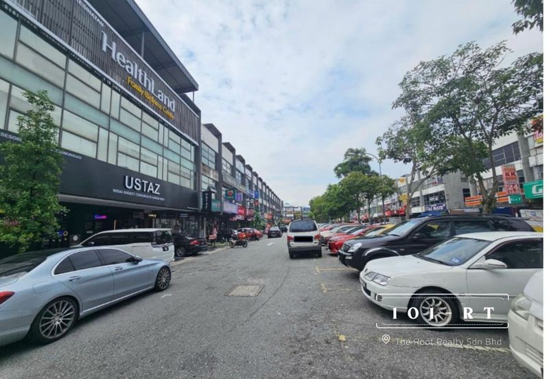 The Trillium @Lake Fields