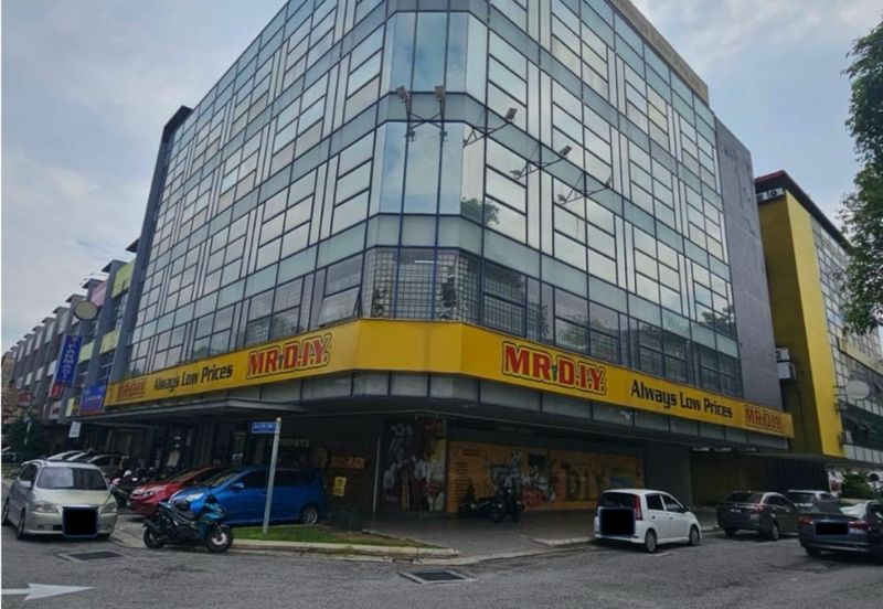 The Trillium @Lake Fields