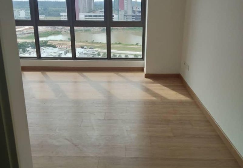 Lake Point Residence