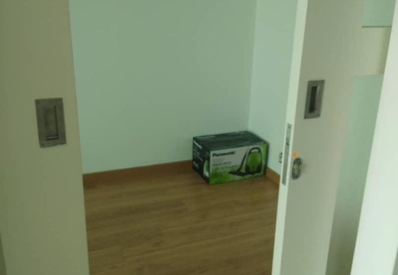 Lake Point Residence