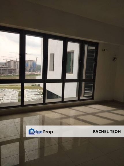 (2+1 Bedroom Unit) Lakepoint Residence Cyberjaya For Rent, Selangor, Cyberjaya