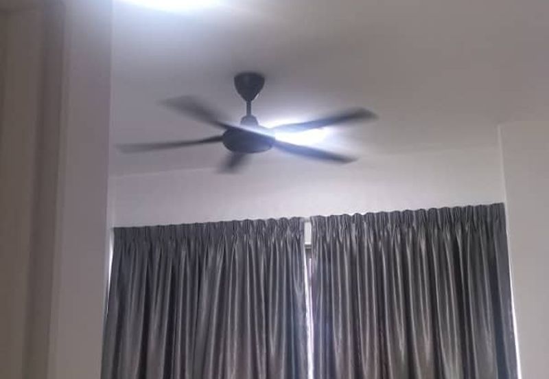 Lake Point Residence