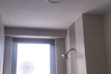 Lake Point Residence