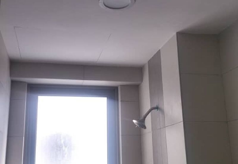 Lake Point Residence