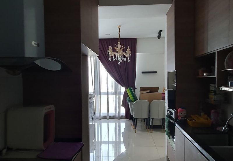 Lake Point Residence