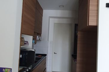 Lake Point Residence