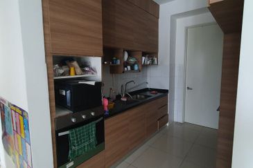 Lake Point Residence