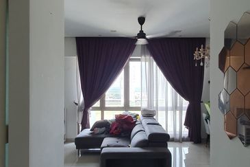 Lake Point Residence