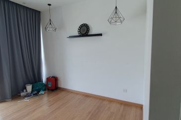 Lake Point Residence