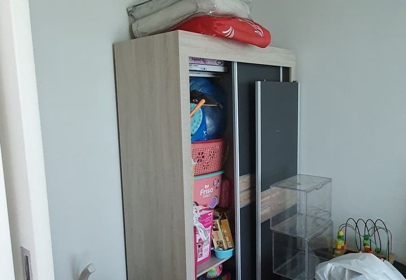 Lake Point Residence