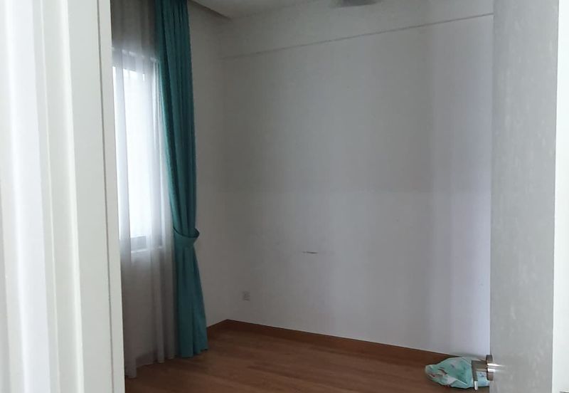 Lake Point Residence