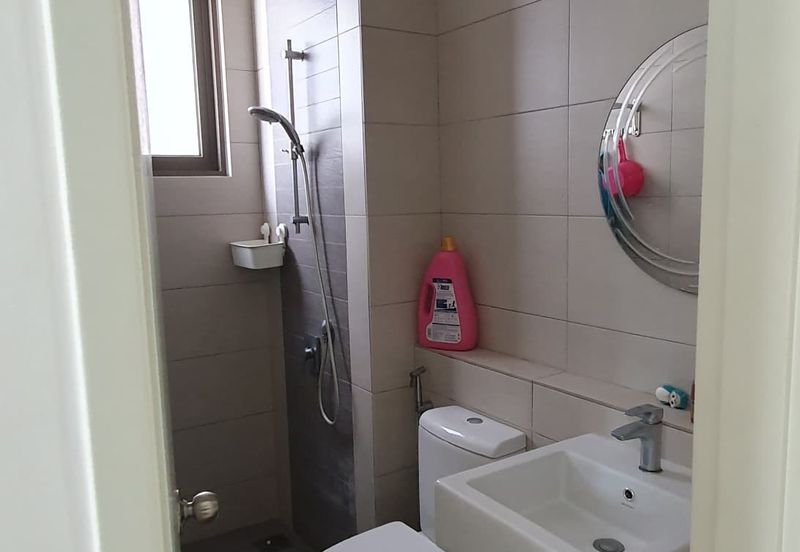 Lake Point Residence