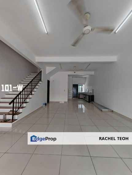 Newly Refurbished!! Double Storey House Kota Bayuemas Klang For Rent, Selangor, Klang
