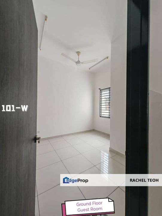 Newly Refurbished!! Double Storey House Kota Bayuemas Klang For Rent, Selangor, Klang