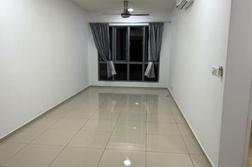 Gravit8 @ Klang South