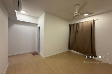 Gravit8 @ Klang South