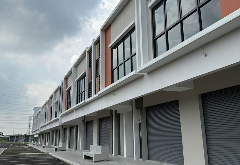 🔥FACING LOTUS!! First Floor Shoplot @ IJM Rimbayu Uptown Square (U2), Telok Panglima Garang For Rent