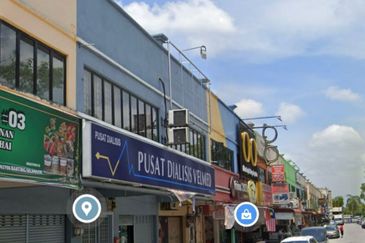 FACING MAINROAD!! 1st Floor Shop @ Jalan Emas, Bandar Sungai Emas Banting