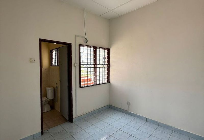 kampung Baru Jenjarom