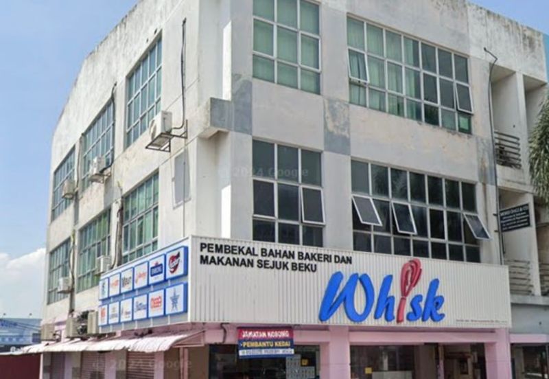 LIMITED!!!CORNER 3 Storey Shop @ Pusat Perdagangan Banting, Jalan Cemerlang For Sale