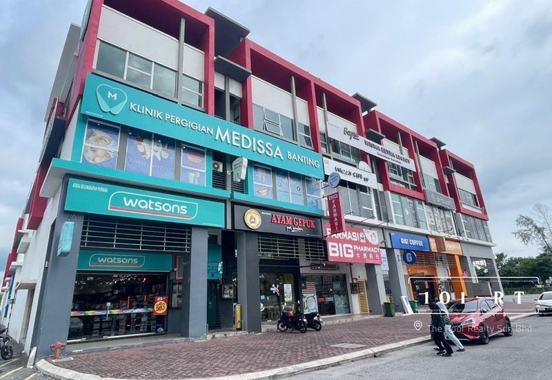 CORNER (First Floor & Second Floor) 3 Storey Shop @ Pusat Perdagangan Banting, Jalan Cemerlang For Rent