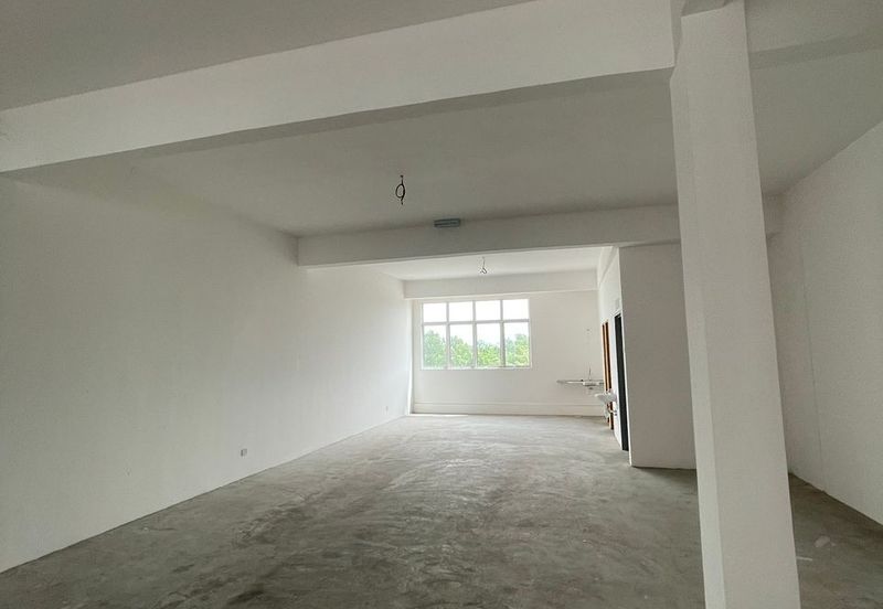 First Floor Shop @ Pusat Perdagangan Banting, Jalan Cemerlang For Rent