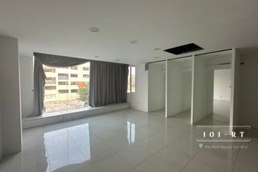 Pusat Komersial Seksyen 7