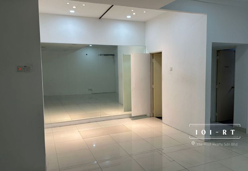 Pusat Komersial Seksyen 7