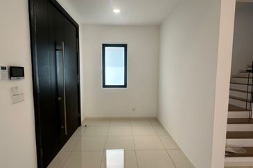 Freesia Residences @ Tropicana Aman