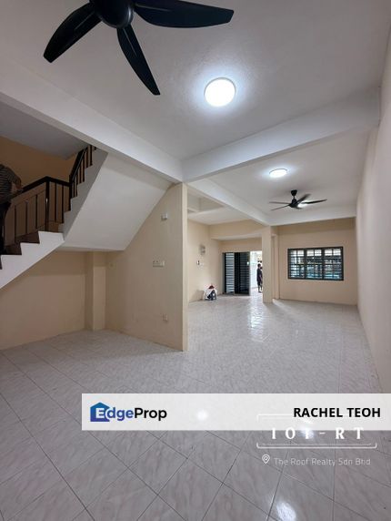 GOOD CONDITION!!! Double Storey House @ Taman Manggis Jaya Banting For Sale, Selangor, Banting