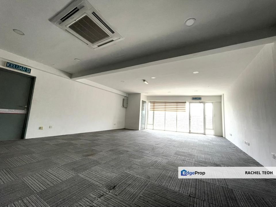 Facing mainroad!! 1518sqft Office Lot @The Galleria Cyberjaya For Rent, Selangor, Sepang