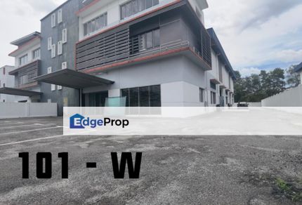 Next to Plaze Rawang!! Triple Storey Semi-D Factory With Office Rawang Platinum Industrial Park, Selangor, Rawang