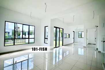 AAA STOCK!!! Eco Sanctuary Sencilia Double Storey Endlot with Big Land