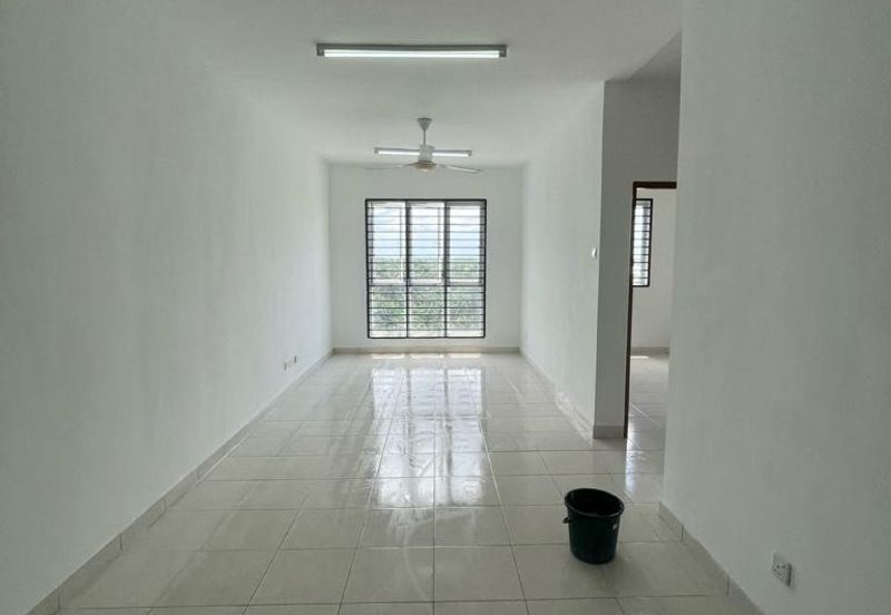 Asteria Apartment @ Bandar ParkLand