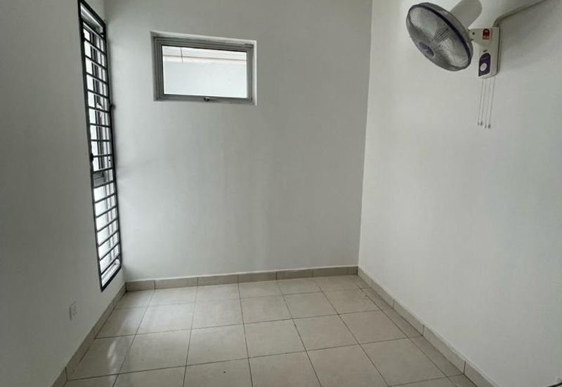 Asteria Apartment @ Bandar ParkLand