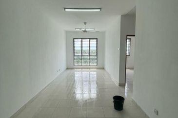 Asteria Apartment @ Bandar ParkLand