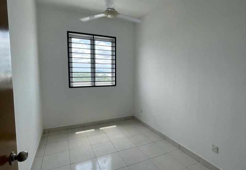 Asteria Apartment @ Bandar ParkLand